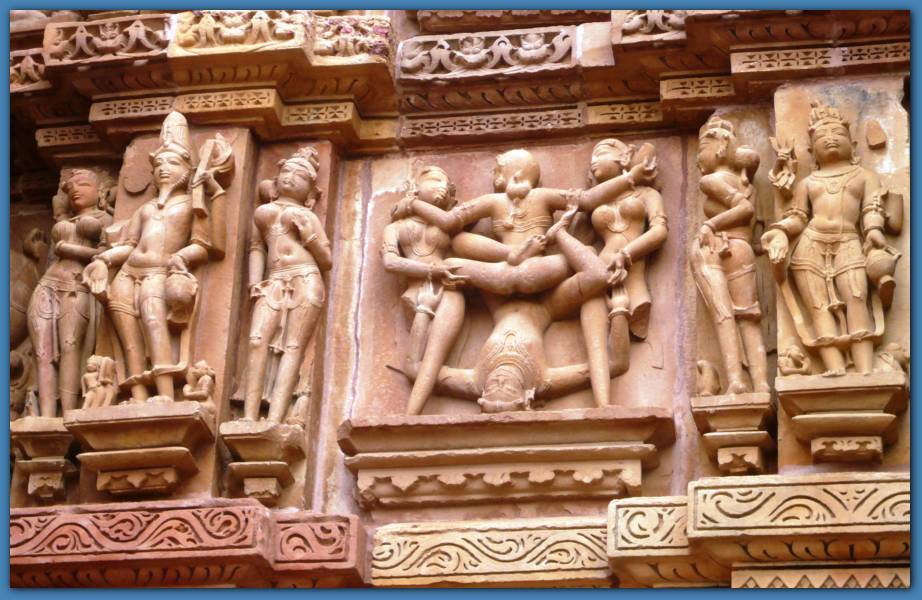 900x577 pixels (100K)